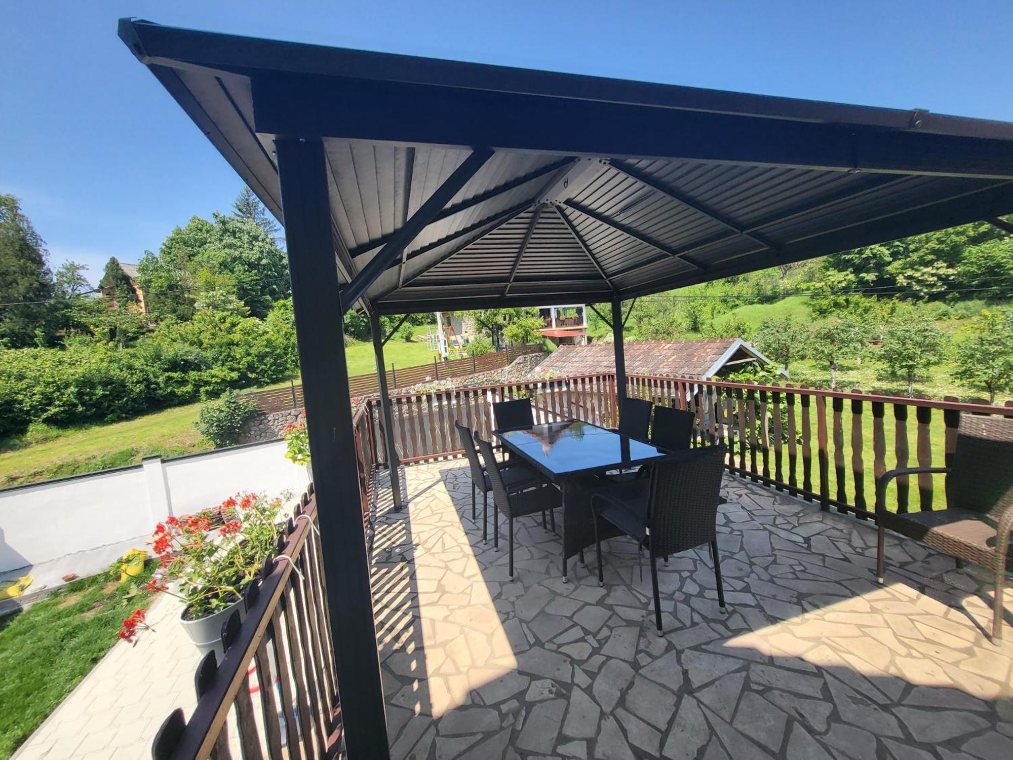 Vila Jovana Vrdnik Exteriör bild